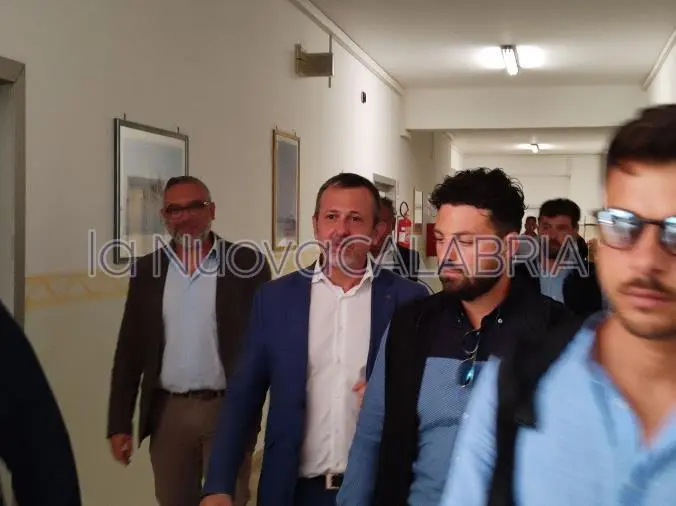 La visita del Sottosegretario alla Giustizia Delmastro al carcere di Catanzaro (VIDEO)