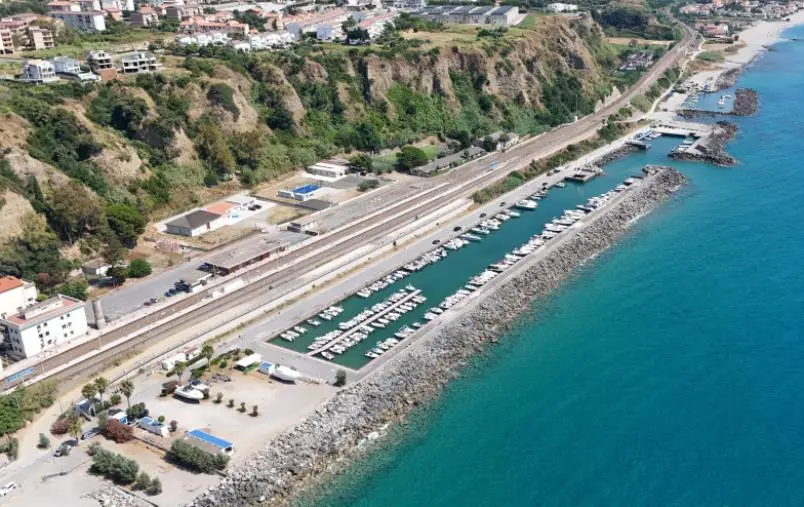 Confermato il rifinanziamento del Porto di Belvedere Marittimo