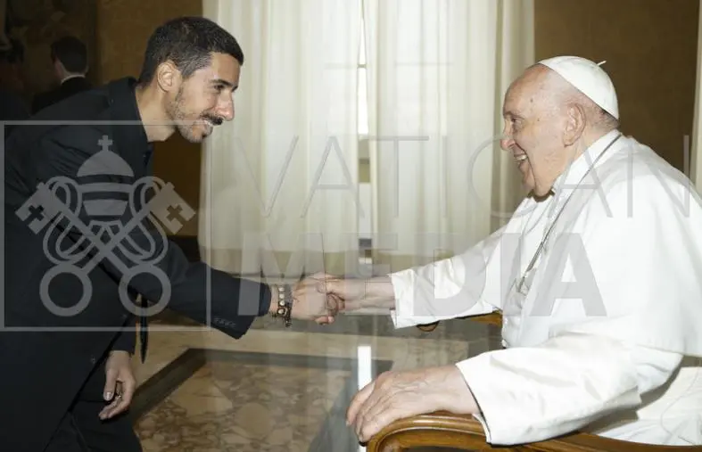 images Premio alla Carriera e udienza dal Papa per il catanzarese Massimiliano Lepera