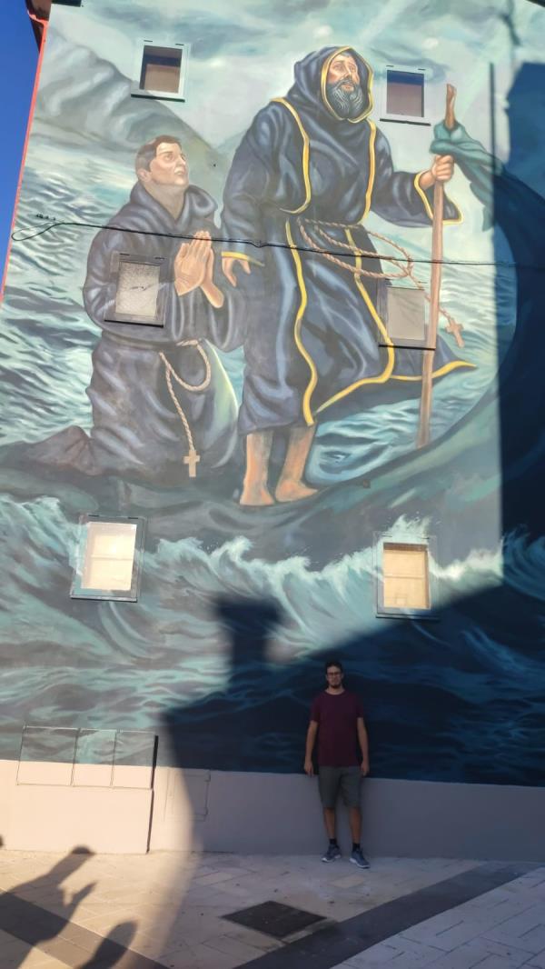 images Fossato Serralta, inaugurato il murales dell'artista Leonardo Cannistrà dedicato a San Francesco di Paola