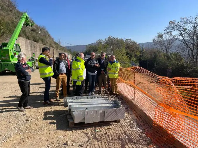 Cosenza, sopralluogo di Caruso sulla Ss 283: sarà riaperta entro fine mese 