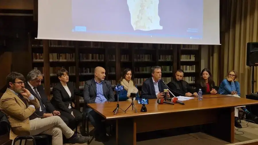 Catanzaro, l’“Operazione verità” di Nicola Fiorita (GUARDA LA DIRETTA)