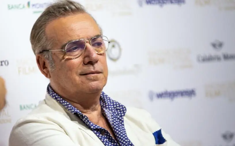 Massimo Ghini a Soverato: “Fare comicità oggi? Siamo nella dittatura del politicamente corretto”