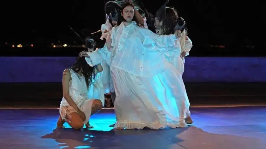 IRA festival: debutta a Soverato “Cani Lunari”, un rituale di danza e magia
