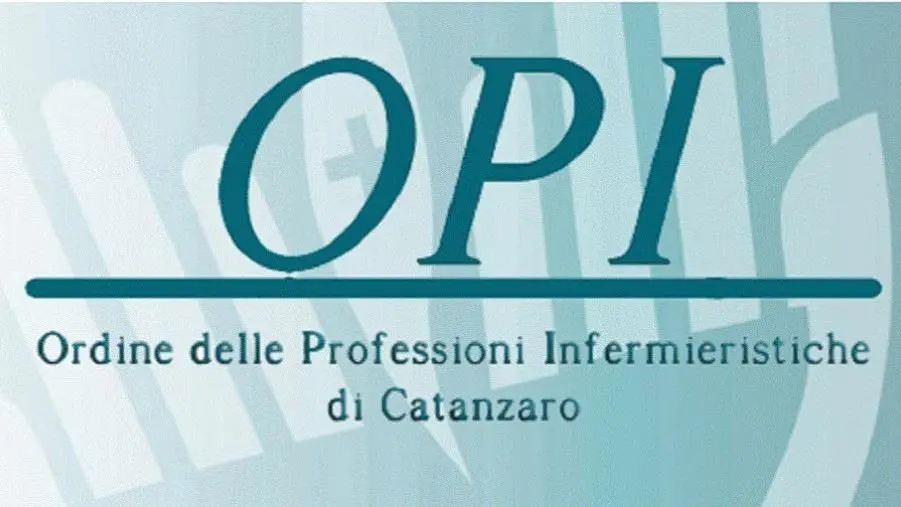 Aumento tassa Ordine Infermieri Catanzaro, è scontro fra Consiglio Direttivo e iscritti