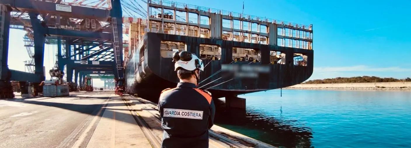 Gioia Tauro, nave statunitense multata per irregolarità 
