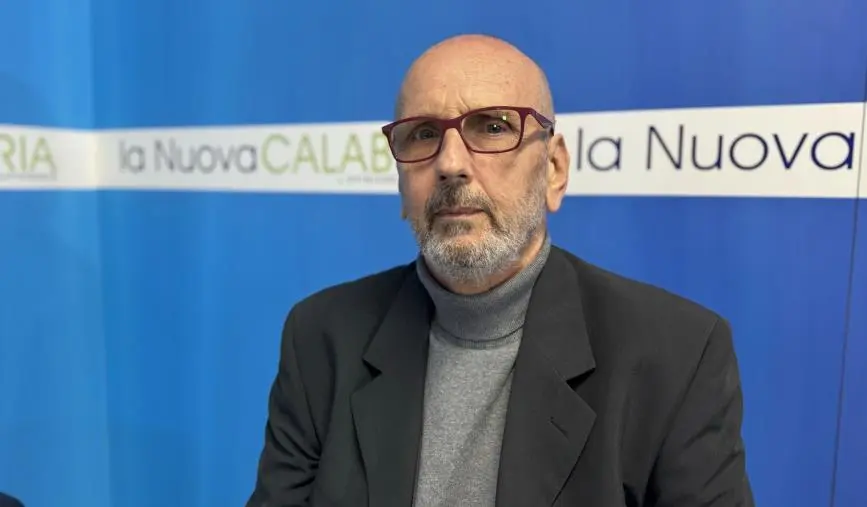 Il prof Mastroroberto: "Dalla politica tante sciocchezze. Bado ai numeri e Pugliese-Mater domini sono unica azienda" 