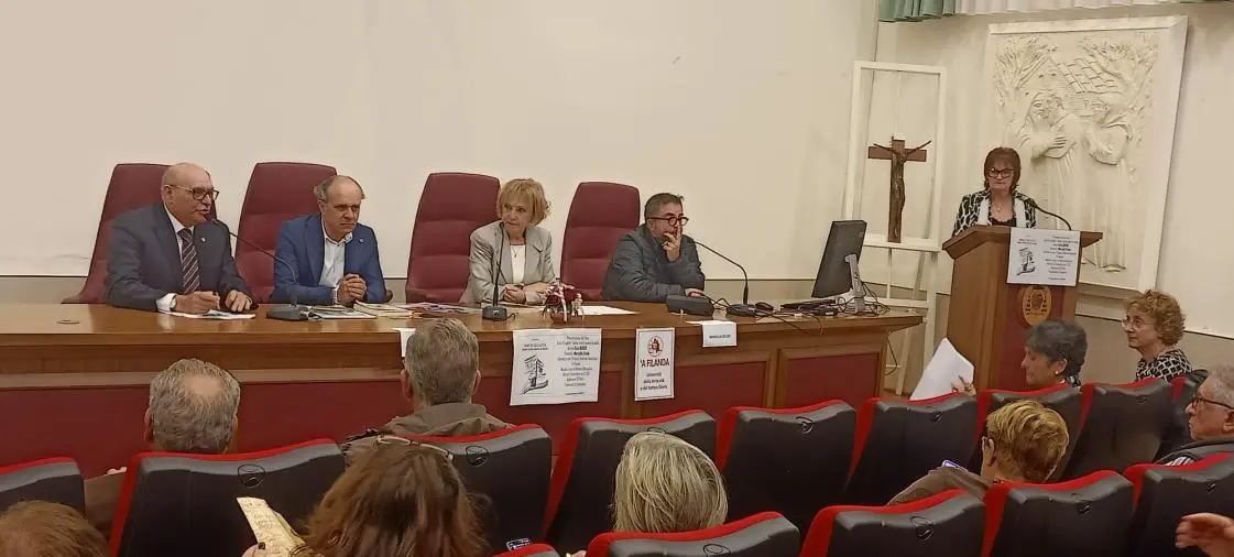 images Catanzaro, presentato il saggio “Semi di legalità – Dodici stelle contro le mafie” di Enzo Bubbo