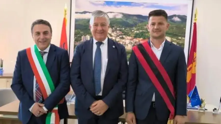 Presto gemellati il Comune di San Cosmo Albanese e quello di Mirdita in Albania