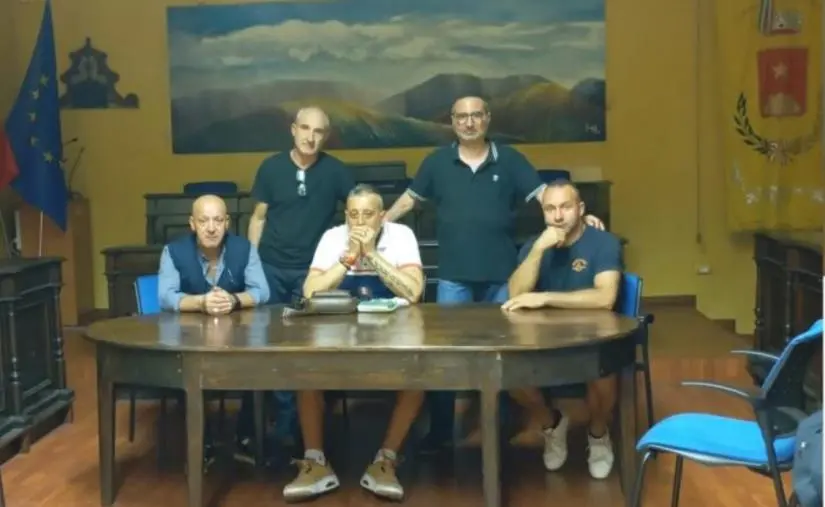 Vertenza lavoratori servizi ambientali a Rogliano risolta: garantiti diritti e continuità lavorativa