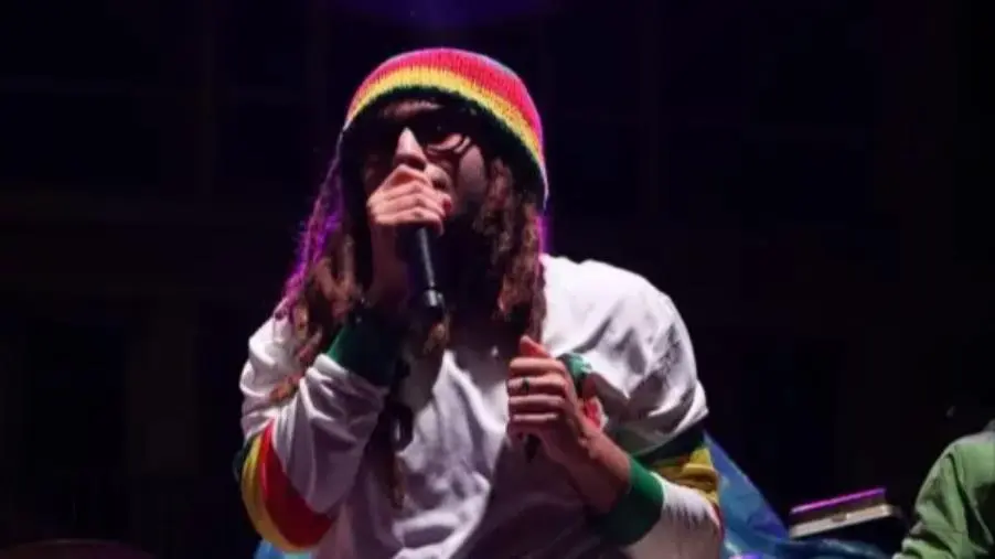 A tu per tu con RaggaMatty, il giovane catanzarese che aprirà il concerto di Alborosie a Roma