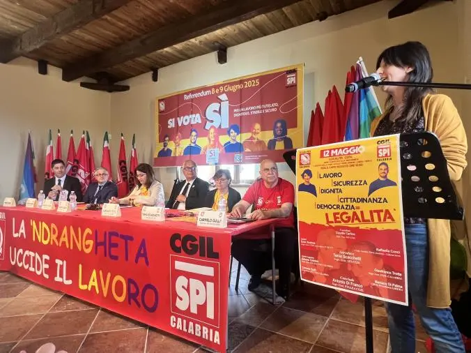 Legalità e temi referendari, i sindacati fanno il punto sul bene confiscato di Isola Capo Rizzuto