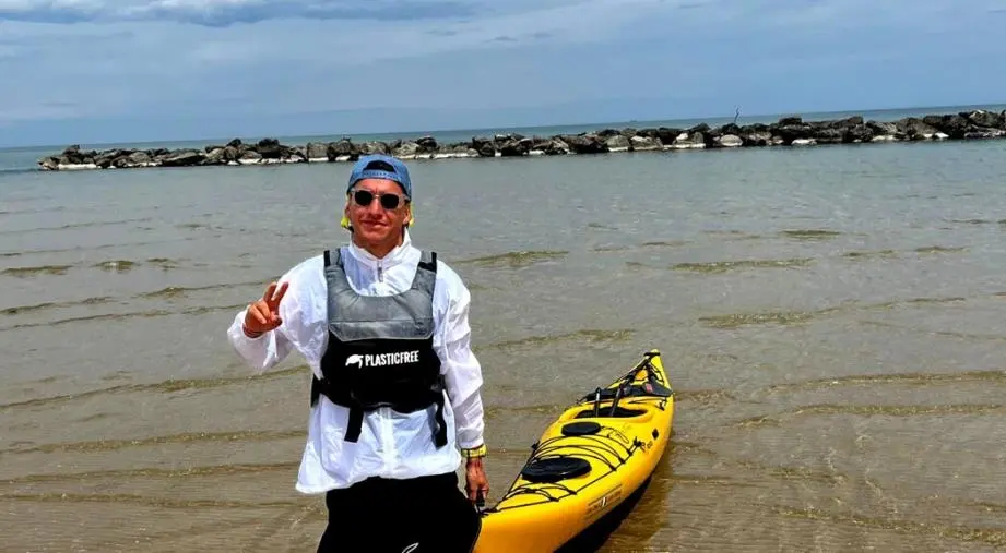 images Il Giro d’Italia a canoa dello sportivo Leone Ortega fa tappa domani a Catanzaro