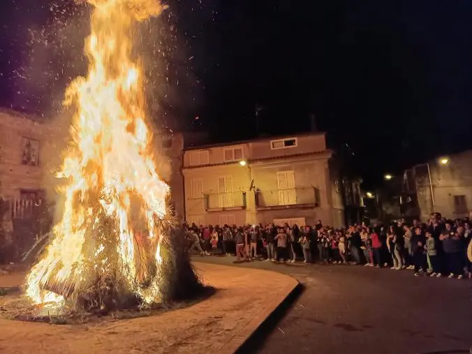 images A Girifalco successo e partecipazione per la magia senza tempo de "U pagghiaru"