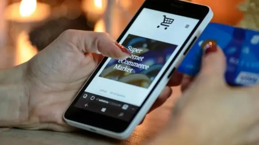 Shopping: online e in negozio si cerca sempre più la personalizzazione