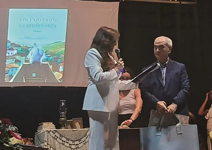 Con “La Ritornanza” lo scrittore petrizzese Ursini vince premio Chiaravalle di narrativa