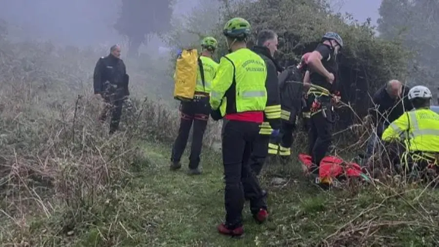 Ritrovato senza vita il corpo del 75enne scomparso nel Cosentino: è precipitato da 70 metri in un canalone