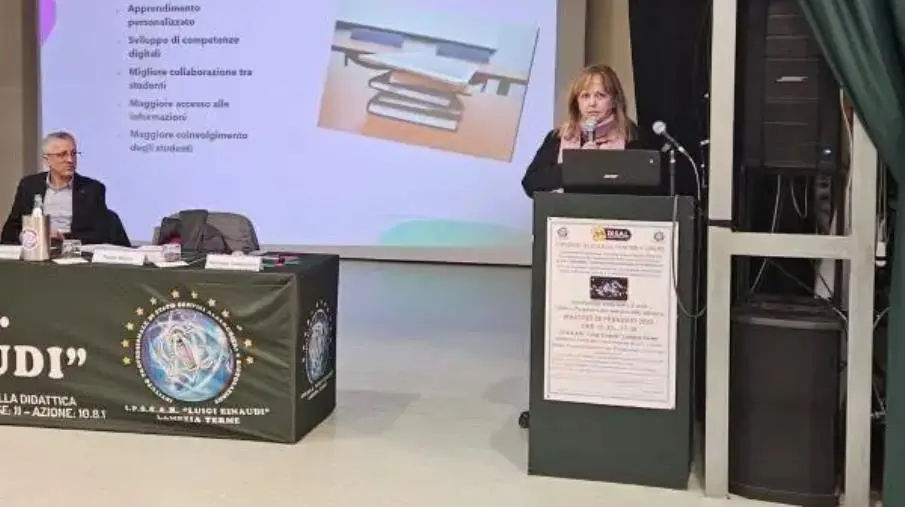 Intelligenza Artificiale, l’Ic Don Milani-Sala di Catanzaro al Laboratorio Regionale di Formazione