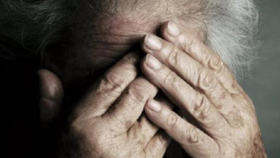 Petilia Policastro, maltratta da più di un anno la madre: arrestato un 34enne
