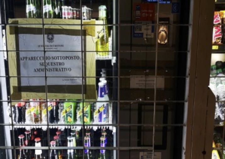 images Crotone, denunce e sanzioni per violazioni sulla vendita di alcolici 