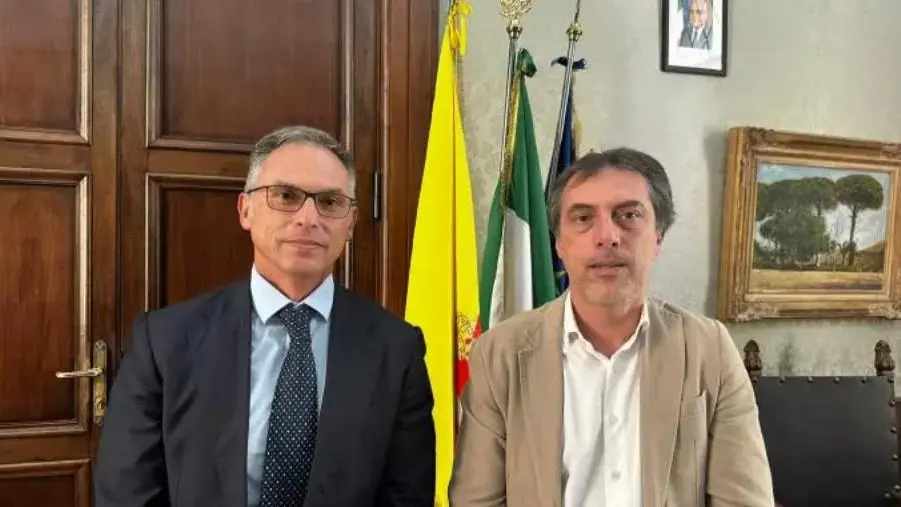 Catanzaro, Fiorita riceve il neo questore Linares: legalità e sicurezza al centro dell'incontro 
