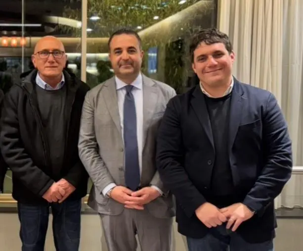 Martirano Lombardo, il sindaco aderisce a Forza Italia 