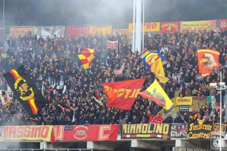 images Stadio Ceravolo in fermento per la gara col Brescia: quasi 300 tifosi ospiti per rinsaldare lo storico gemellaggio