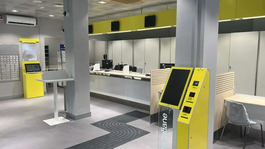images Riapre al pubblico l'ufficio postale ristrutturato Polis di Tropea