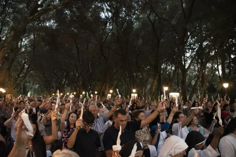 images Un "ponte" di fede, spiritualità e preghiera tra Reggio e Messina: il 4 agosto la festa della Madonna di Ganzirri