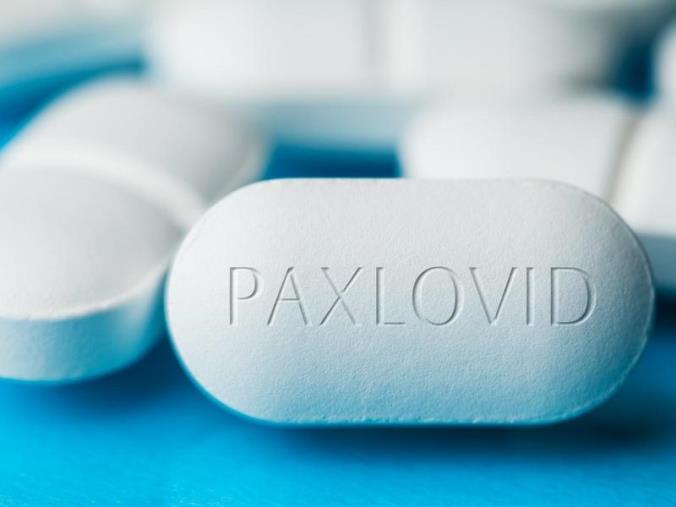images Covid, la Regione dà l'ok alla prescrizione del Paxlovid: usate scorte farmaco regionali