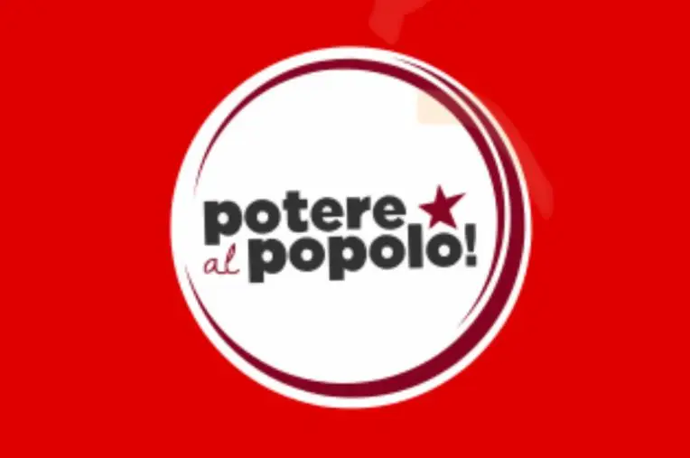 Catanzaro, Potere al Popolo: “Le ronde di Forza Nuova sono fascismo”