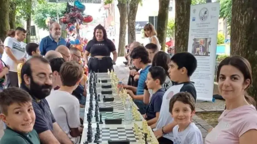 Scacchi a scuola, si concludono con i tornei i progetti scolastici curati dall'A.s.d. Pushwooders’ Chess Academy di Catanzaro