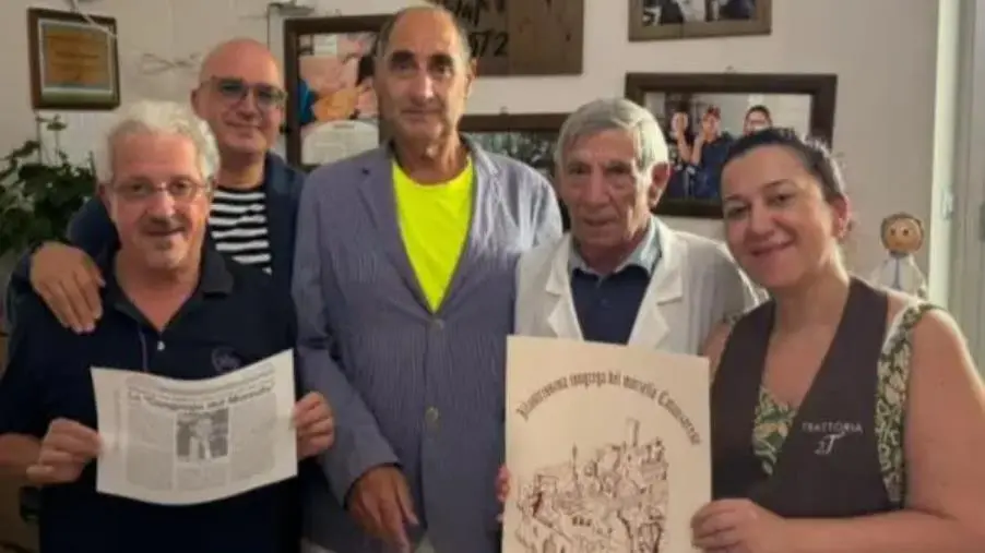 L'Illustrissima Congrega Catanzarese giudica "Eccellentissimo" il morzello di Talarico e gli consegna il prestigioso attestato 
