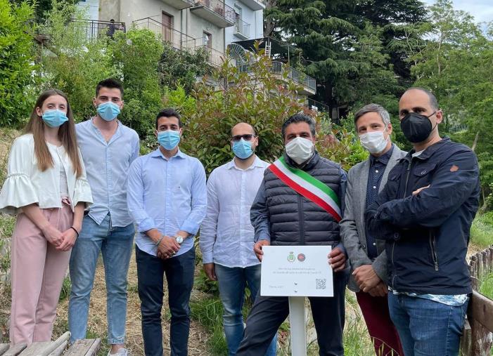 images A Tiriolo nasce un giardino per ricordare le vittime del covid