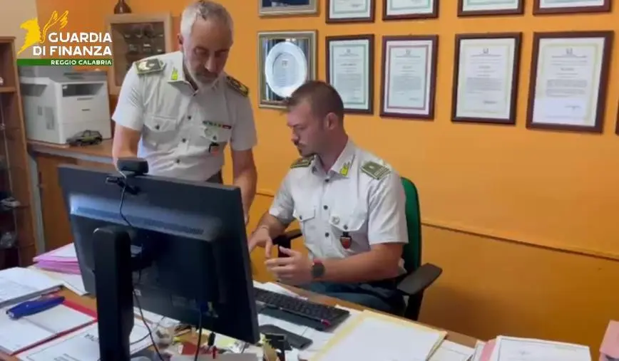 Reggio, truffa milionaria sui “bonus edilizi”: sequesti e confische
Per circa 5,7 milioni di euro