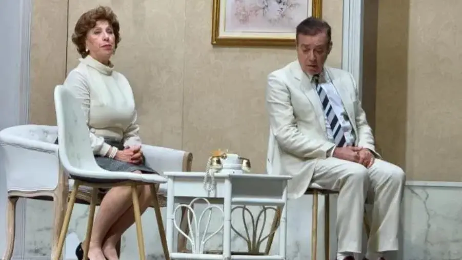 images AMA Calabria, a Catanzaro Massimo Ghini e Cruciani fanno ridere e riflettere con “Il vedovo”