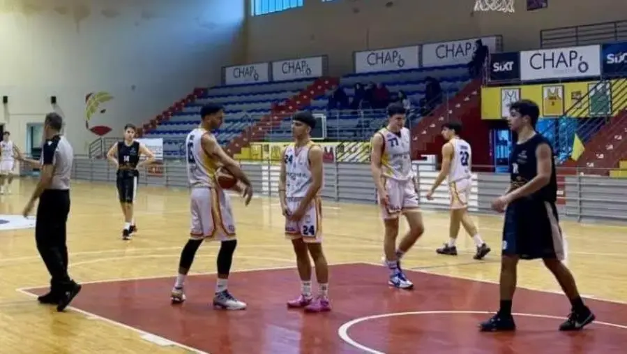 Basket, la Smaf liquida al Pala Pulerá Pellaro 92-78 e rimane ai piani alti