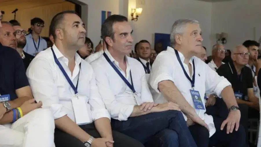 Sgs Forza Italia, primo giorno: fiume di persone, la Calabria in vetrina nazionale
