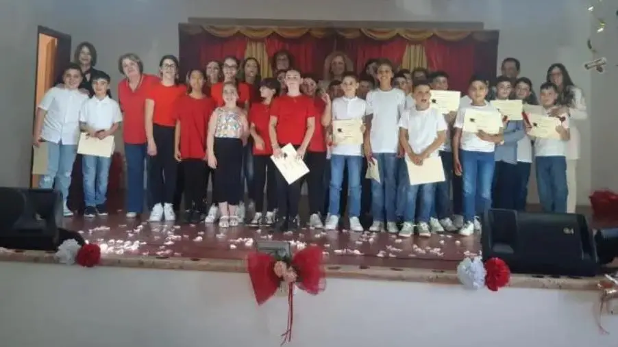 images Marcellinara, la scuola primaria chiude l'anno in "Musical" 