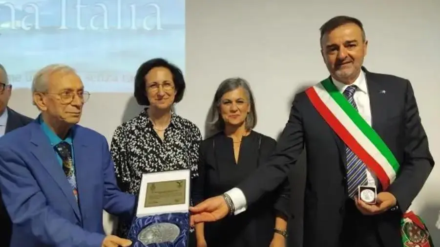Davoli, nel corso del convegno sul nome “Italia” stretta l'alleanza culturale tra Calabria e Corfinio