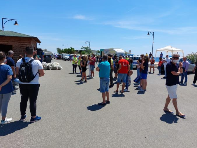 images A Cropani giornata all'insegna dell'ambiente: raccolti  20 quintali di indifferenziata e plastica e 40 quintali di ingombranti