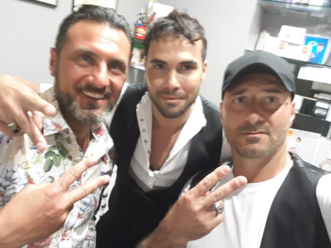 La Iena dei Vip ospite del Bristol Cafè Retrò con Sossio Aruta e Fabio Rondinelli (VIDEO MESSAGGIO)