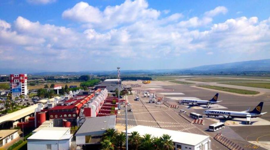 images Controlli e sicurezza all'aeroporto di Lamezia, Siulp: "Attuare direttive e implementare organico"