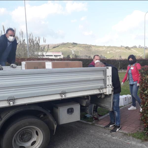 images Catanzaro. L'associazione 'Padre Pio' "A sostegno di chi ha più bisogno", l'iniziativa di Coldiretti e filiera alimentare Campagna amica  