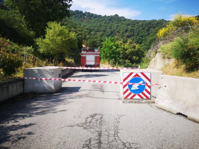 images Gimigliano. Frana la strada a Buda, il sindaco Moschella sbotta: "Basta parole!" E chiede l'intervento del Prefetto