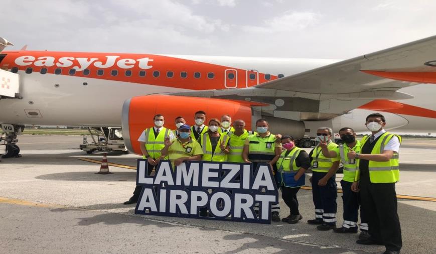 images L’Aeroporto di Lamezia Terme accoglie il primo volo EasyJet proveniente da Berlino