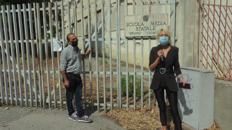 Catanzaro. Scuola "Chimirri" abbandonata e pericolante: lo sfogo di un cittadino