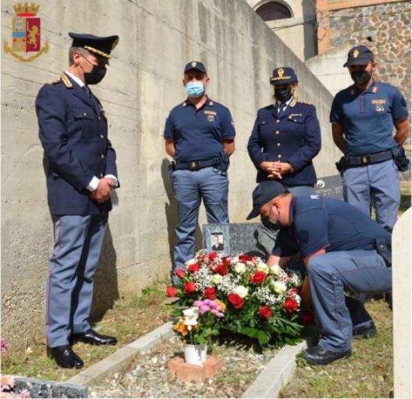 images Catanzaro. La Polizia di Stato commemora l’appuntato Vincenzo Panuccio, caduto in servizio 