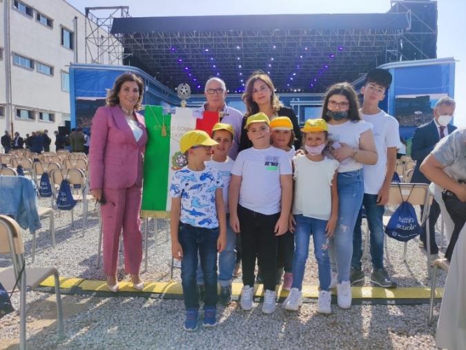 images Tripudio per l'Ic di Taverna alla cerimonia di inaugurazione dell'anno scolastico a Pizzo Calabro