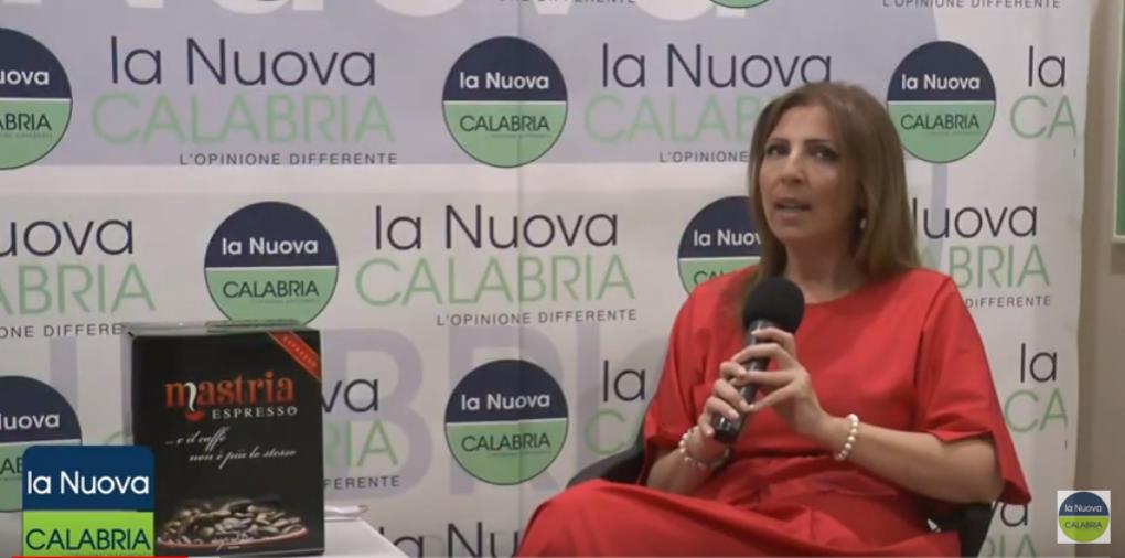 #Echetelodicoafare. Soluzioni ai problemi economici con l'esperta Roberta Capri, avvocato del foro di Catanzaro